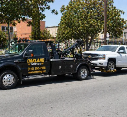 towing small duty pickup truck in oakland ca